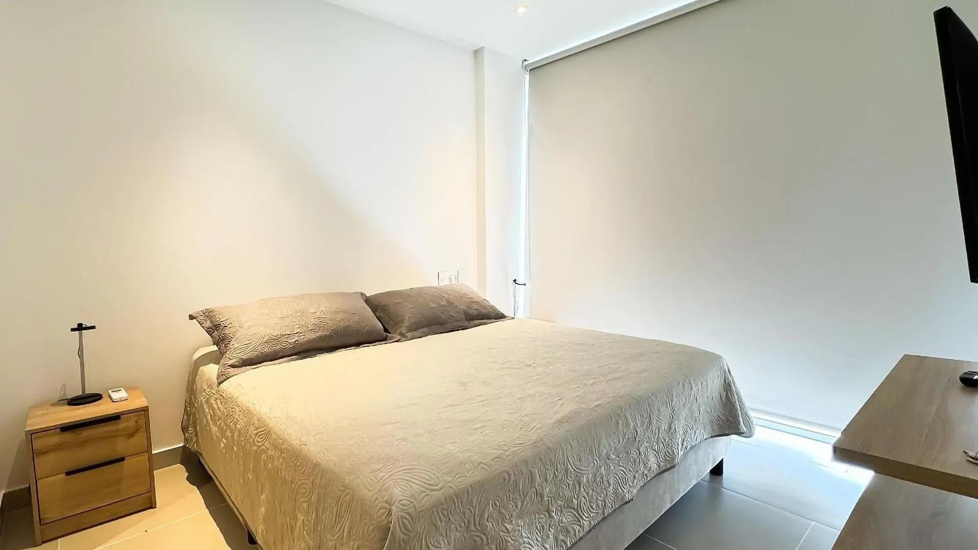 Apartamento En Baia Kristal Con Vista Campestre Cartagena 아파트